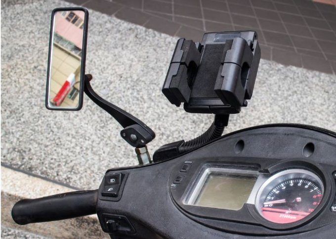 Wybór modelu uchwytu na telefon na motocykl
